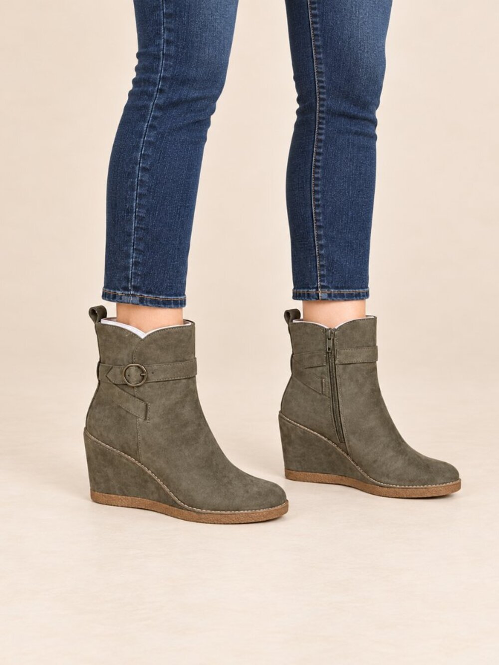 Y2K ZODIAC Ina Olive Green Wedge Ankle Booties Size 9.5 M Whimsigoth